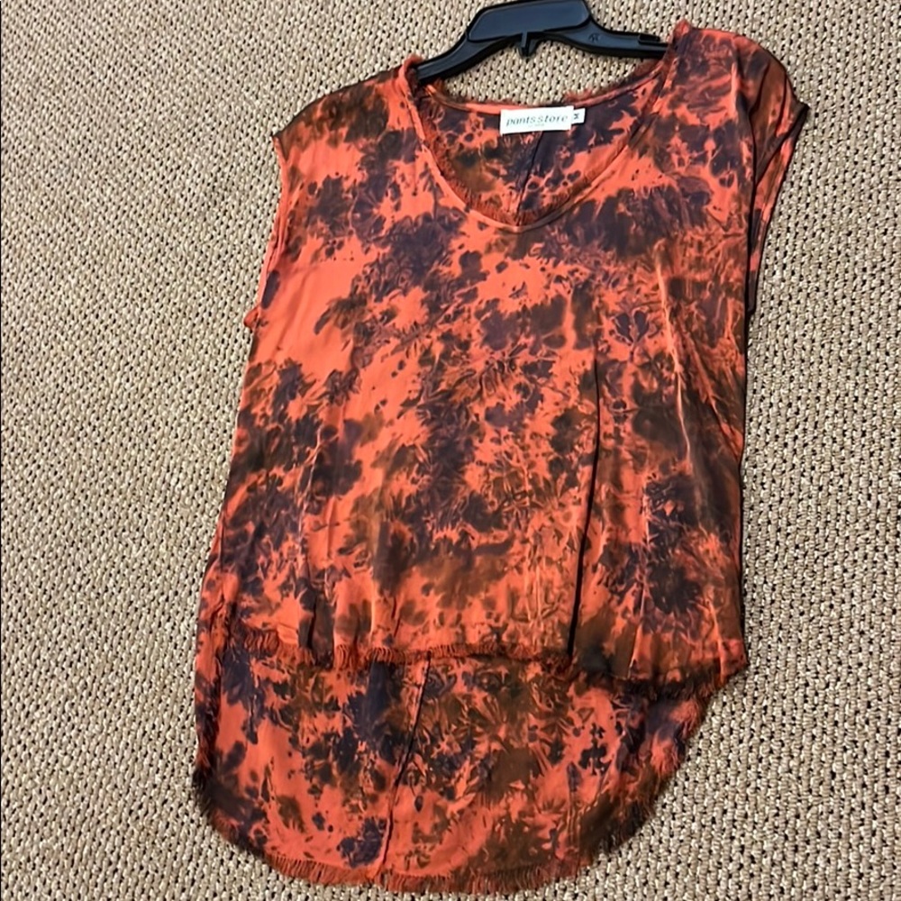 Red tie dye sleeveless blouse